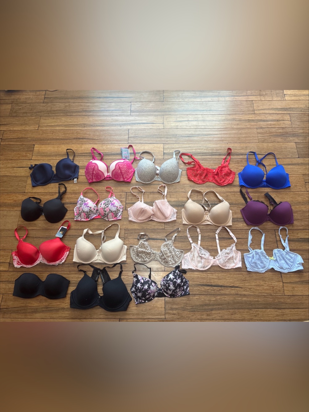 Huge Lot Of 18 34D Bras Wacoal Victoria’s Secret Soma Maiden Form Lily of France - Picture 2 of 14